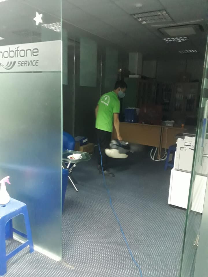 Phun khử trùng Trung tâm dịch vụ khách hàng Mobifone Cần Thơ